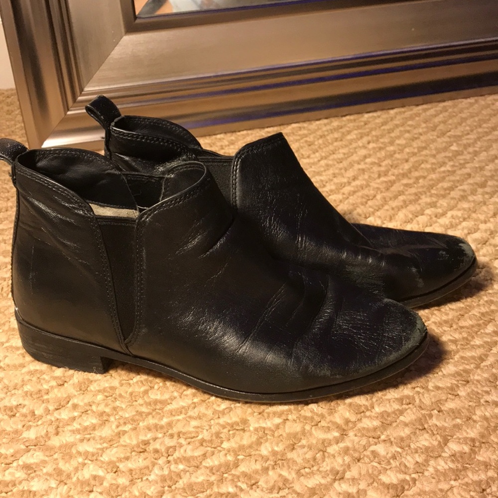 Micheal Kors boots